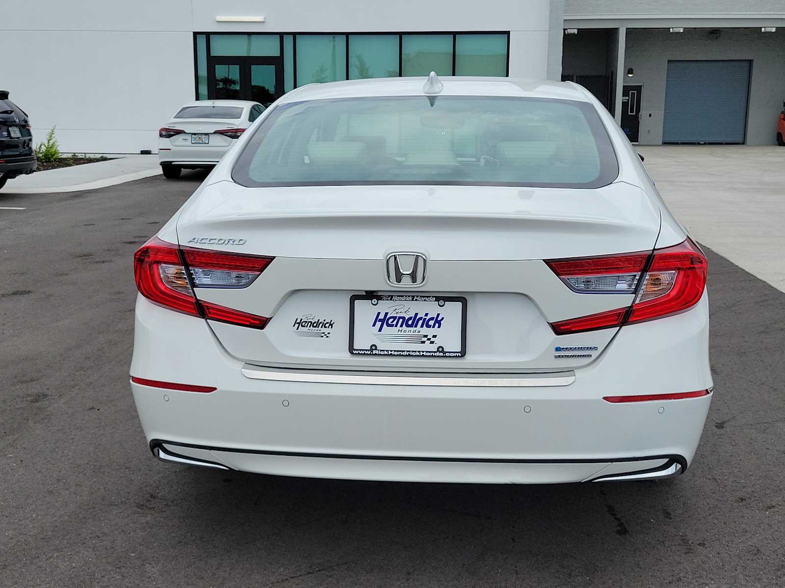 View vehicle photo 6