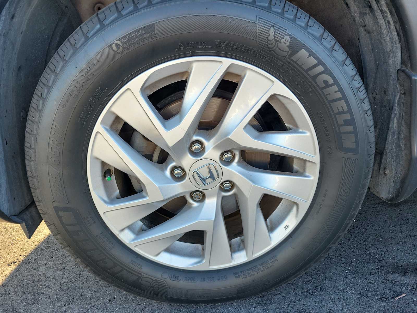 View vehicle photo 6