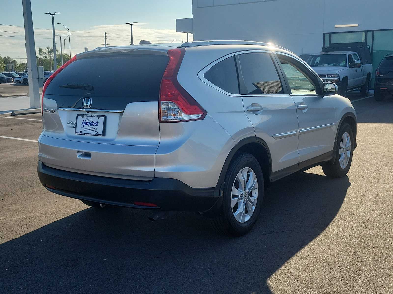 View vehicle photo 7