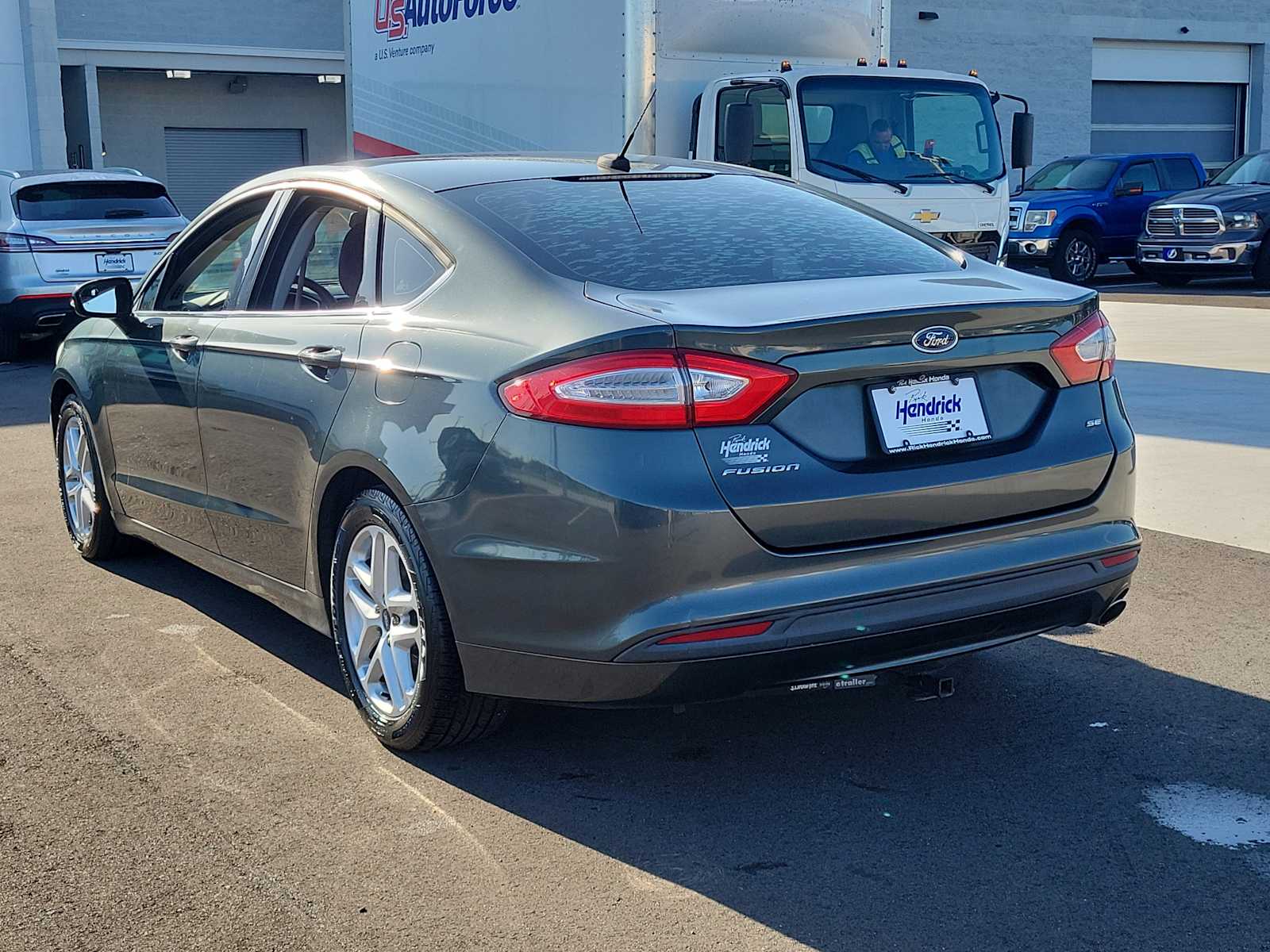 View vehicle photo 5