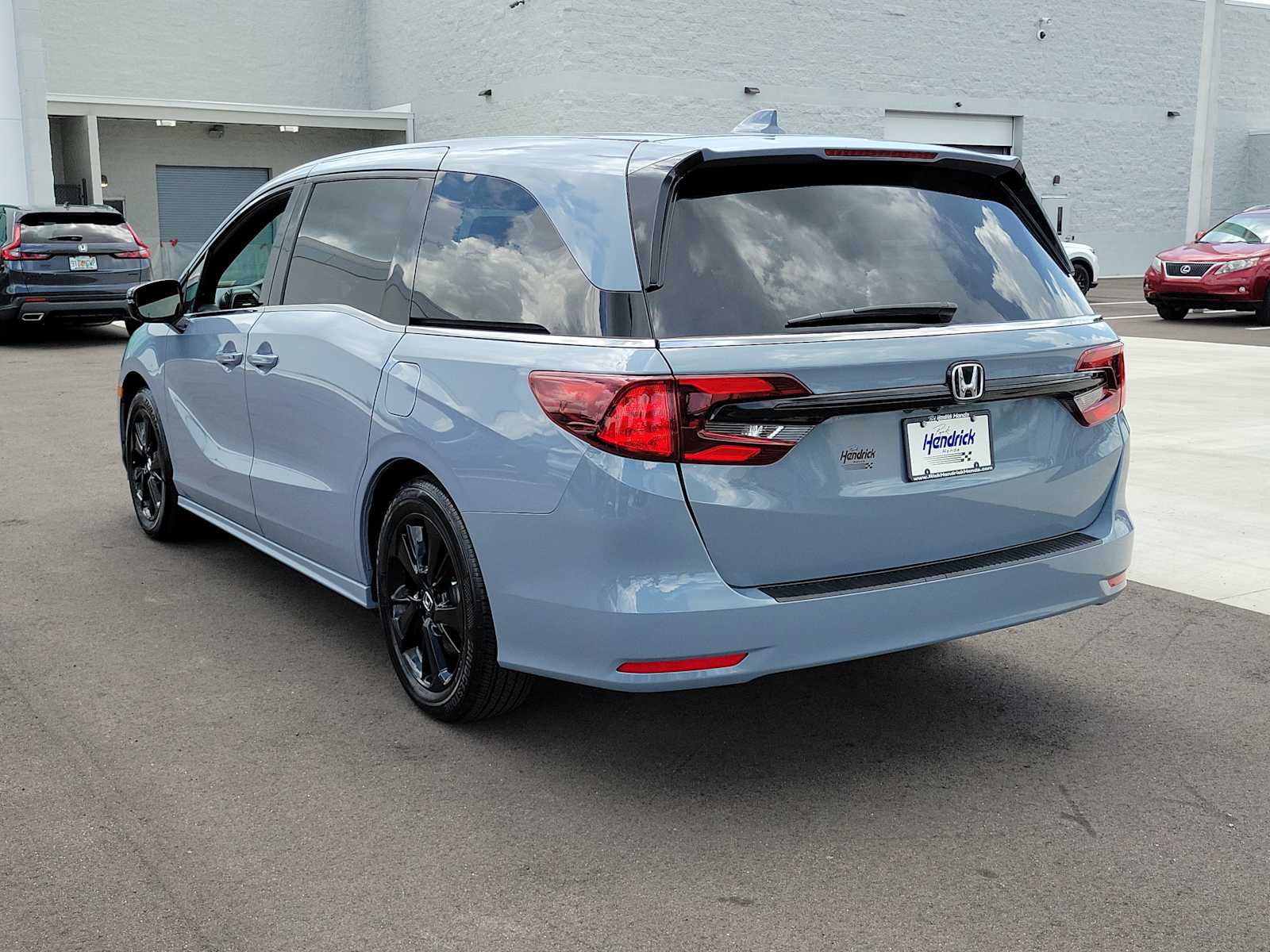 View vehicle photo 5