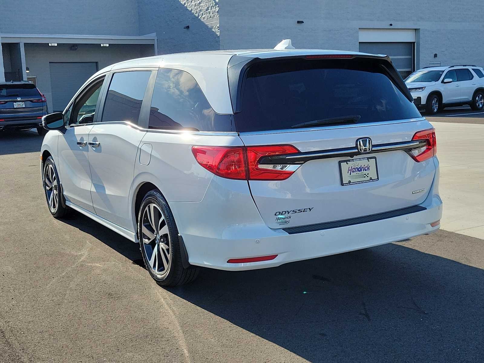 View vehicle photo 5