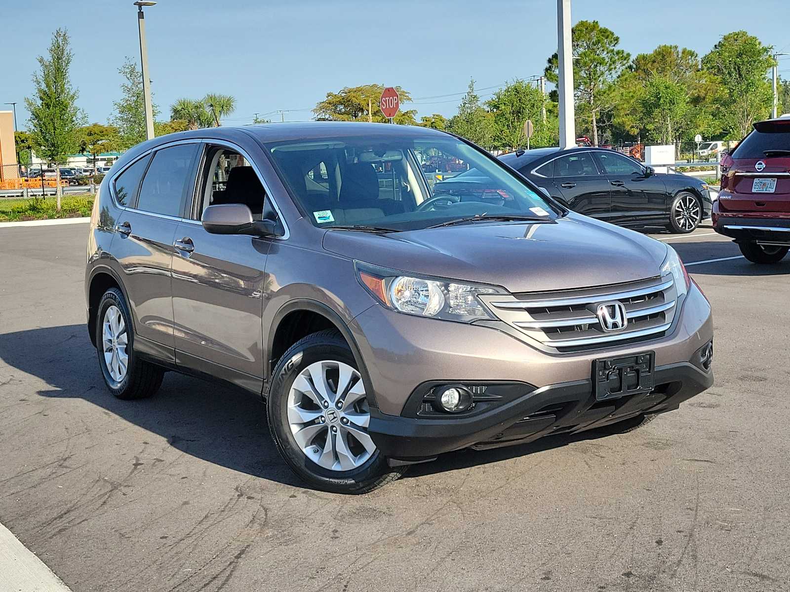 View vehicle photo 2