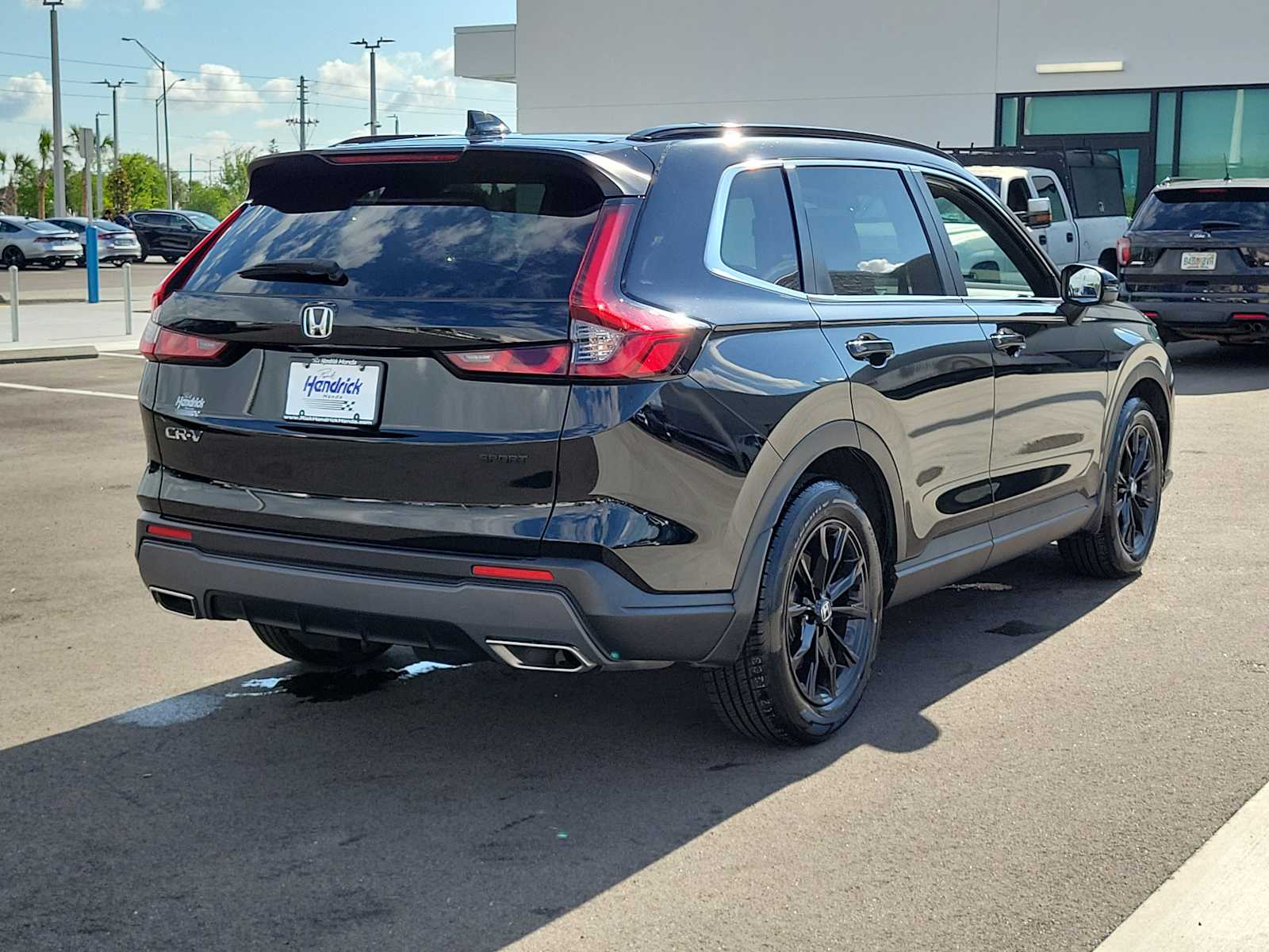 View vehicle photo 7