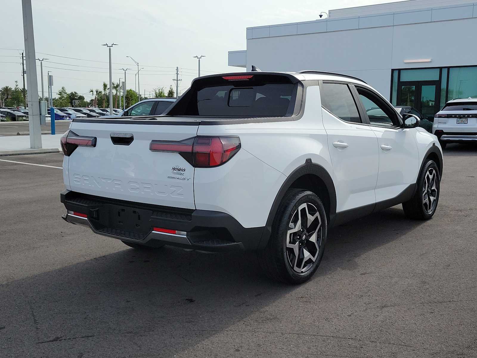 View vehicle photo 7
