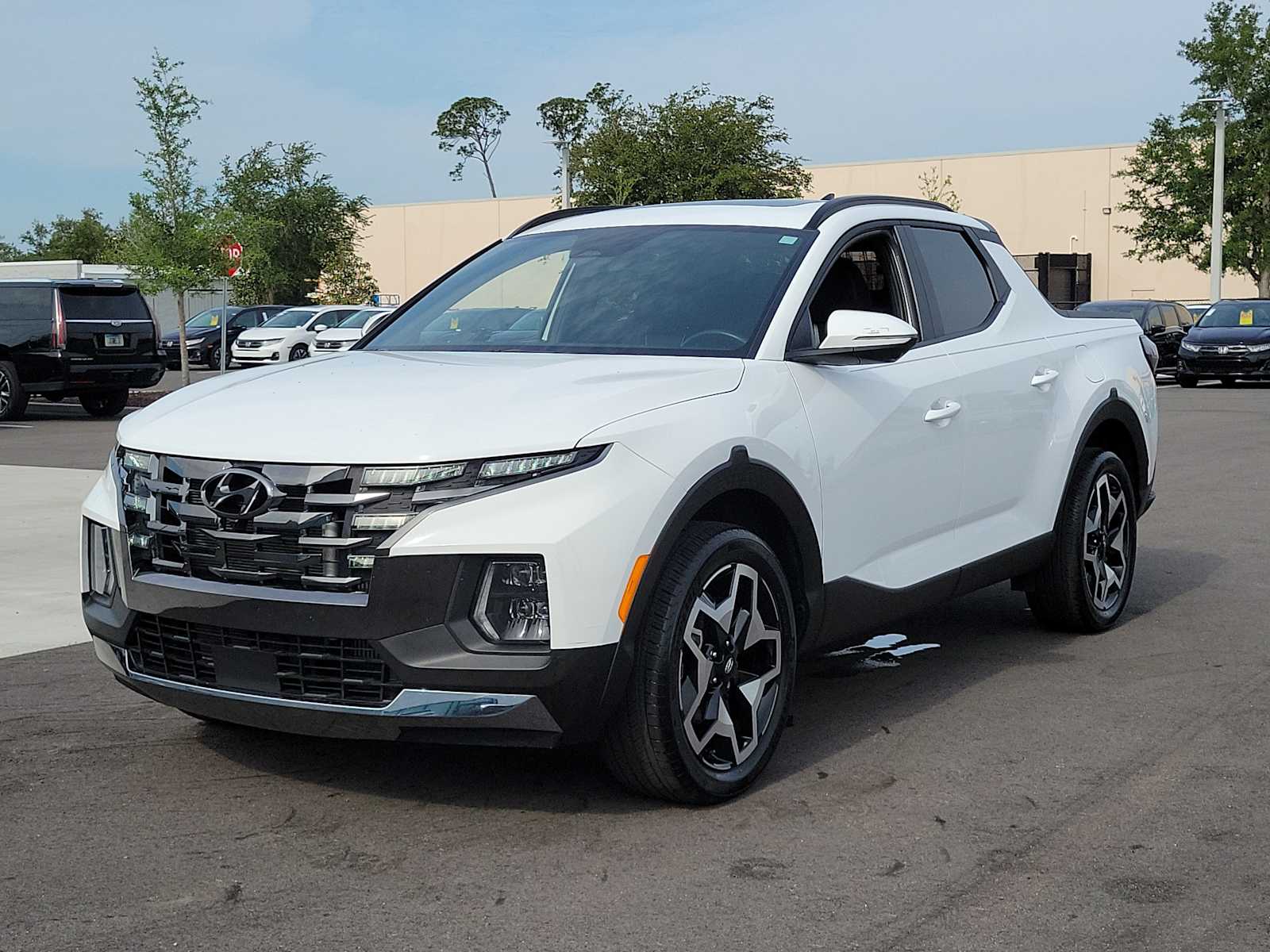 View vehicle photo 3