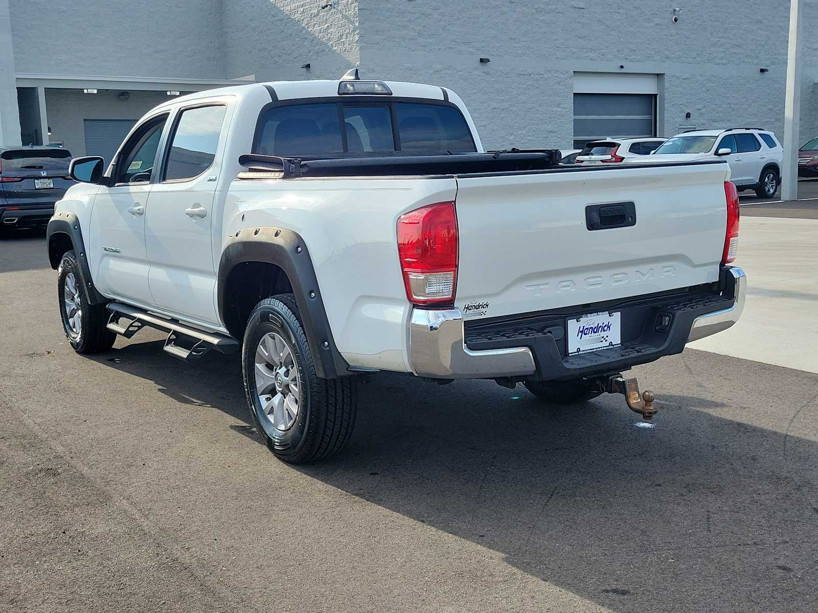 View vehicle photo 5