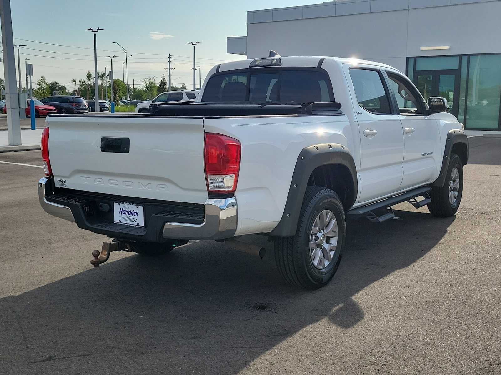 View vehicle photo 7
