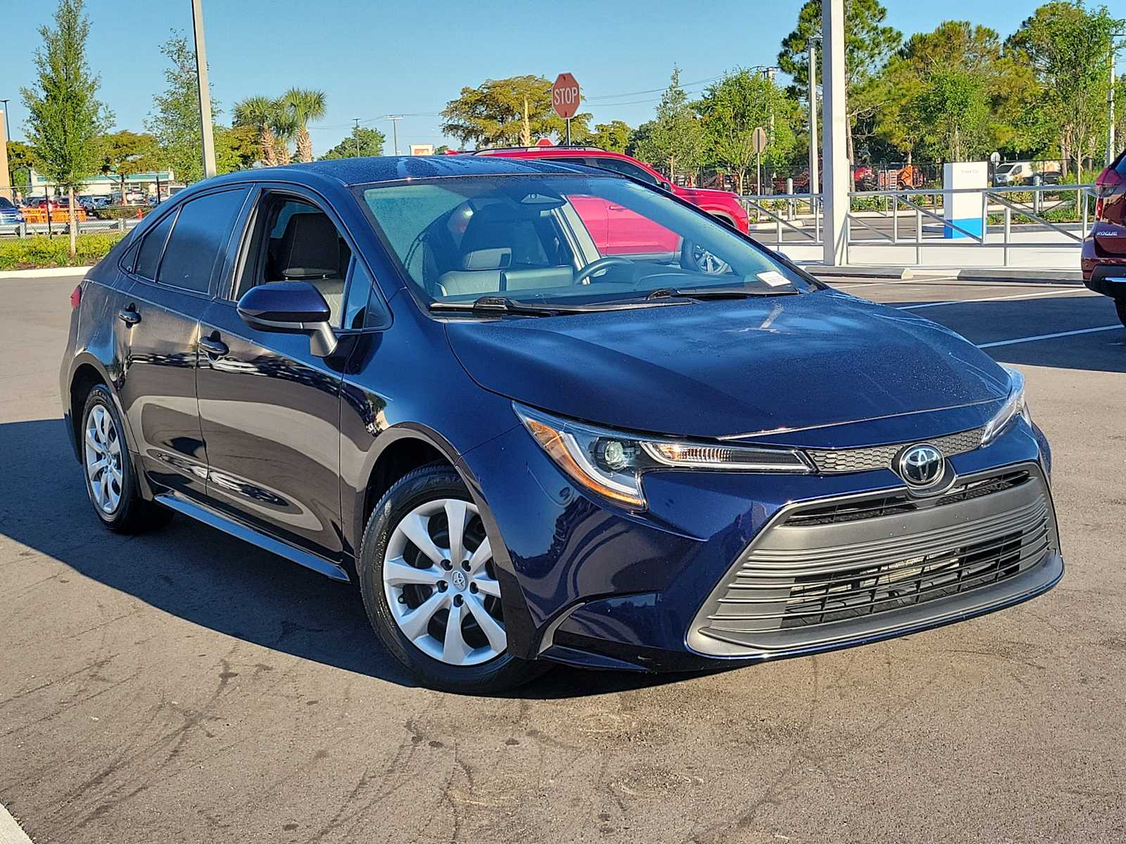 View vehicle photo 2
