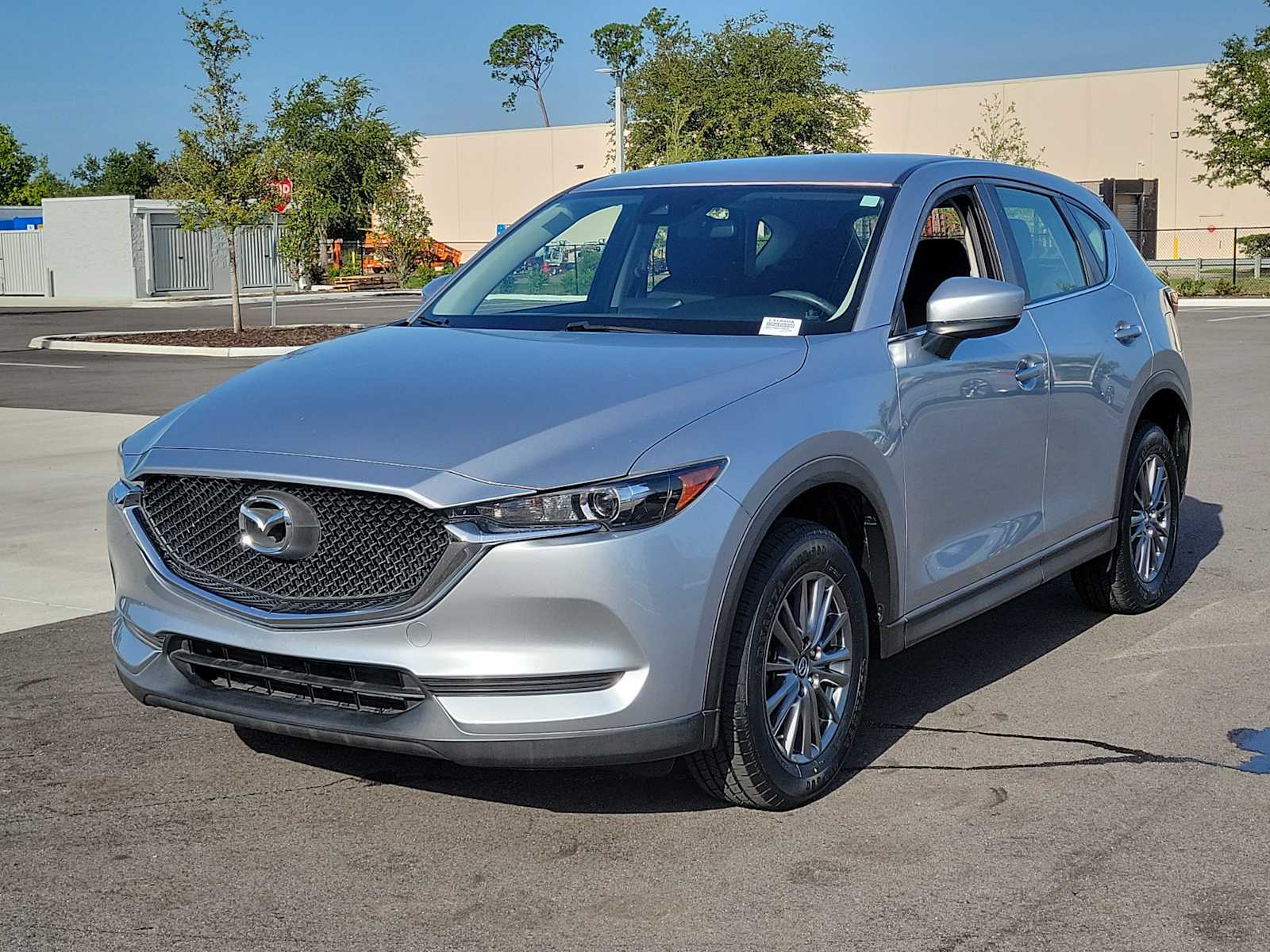 View vehicle photo 3