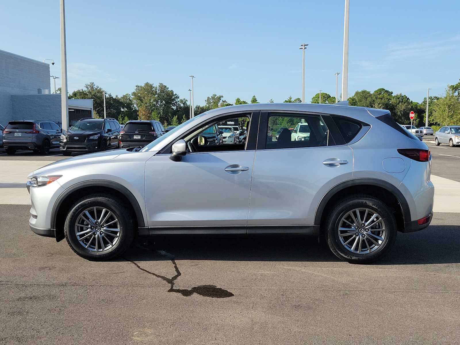 View vehicle photo 4