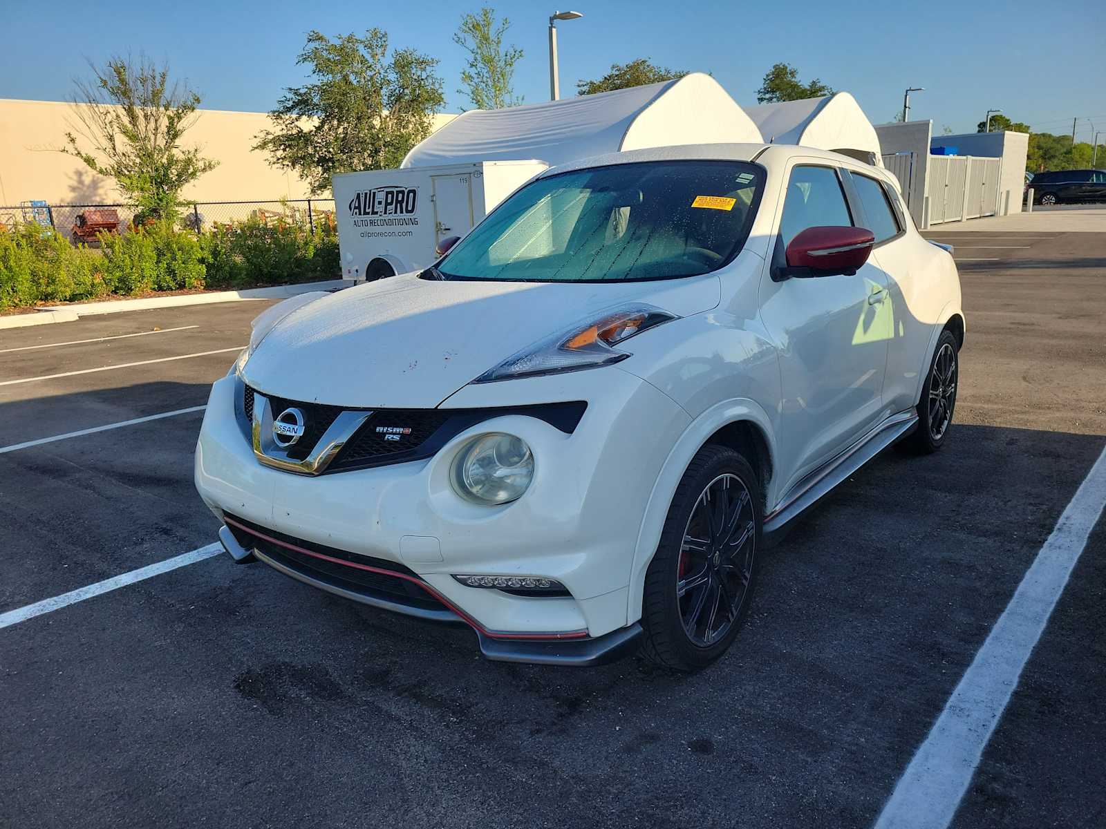 View vehicle photo 4