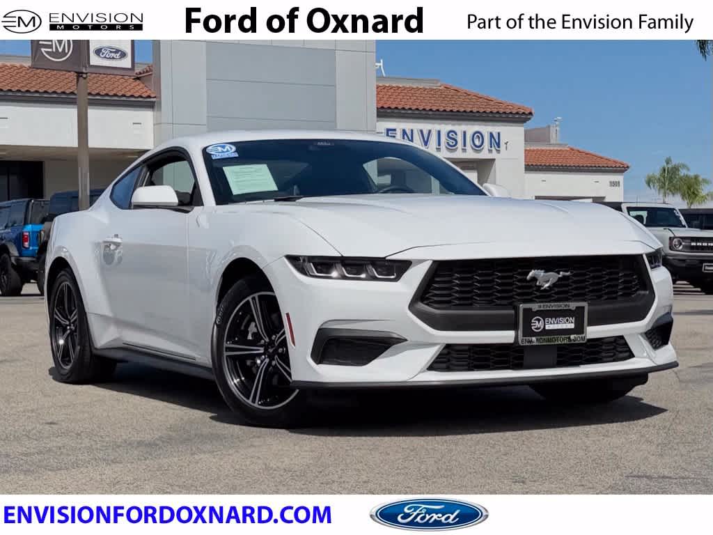 Oxford White 2025 Ford Mustang Coupe Rear-Wheel Drive Automatic