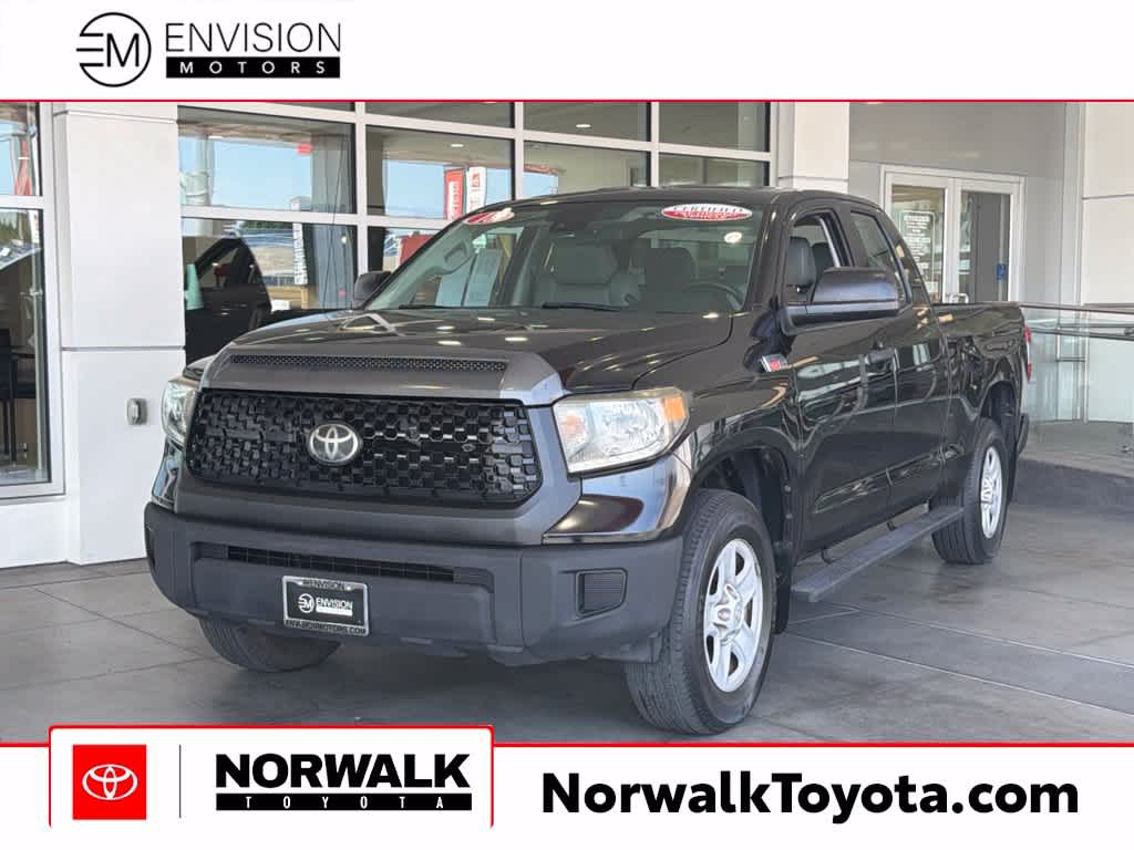 Midnight Black Metallic 2018 Toyota Tundra Pickup Truck 4X2 6-Speed Automatic Overdrive