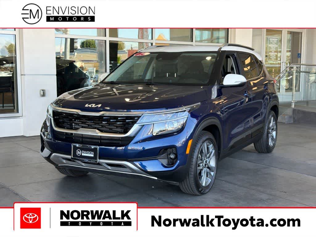 Dark Ocean Blue/White Roof 2023 Kia Seltos SUV / Crossover Front-Wheel Drive Continuously Variable Transmission