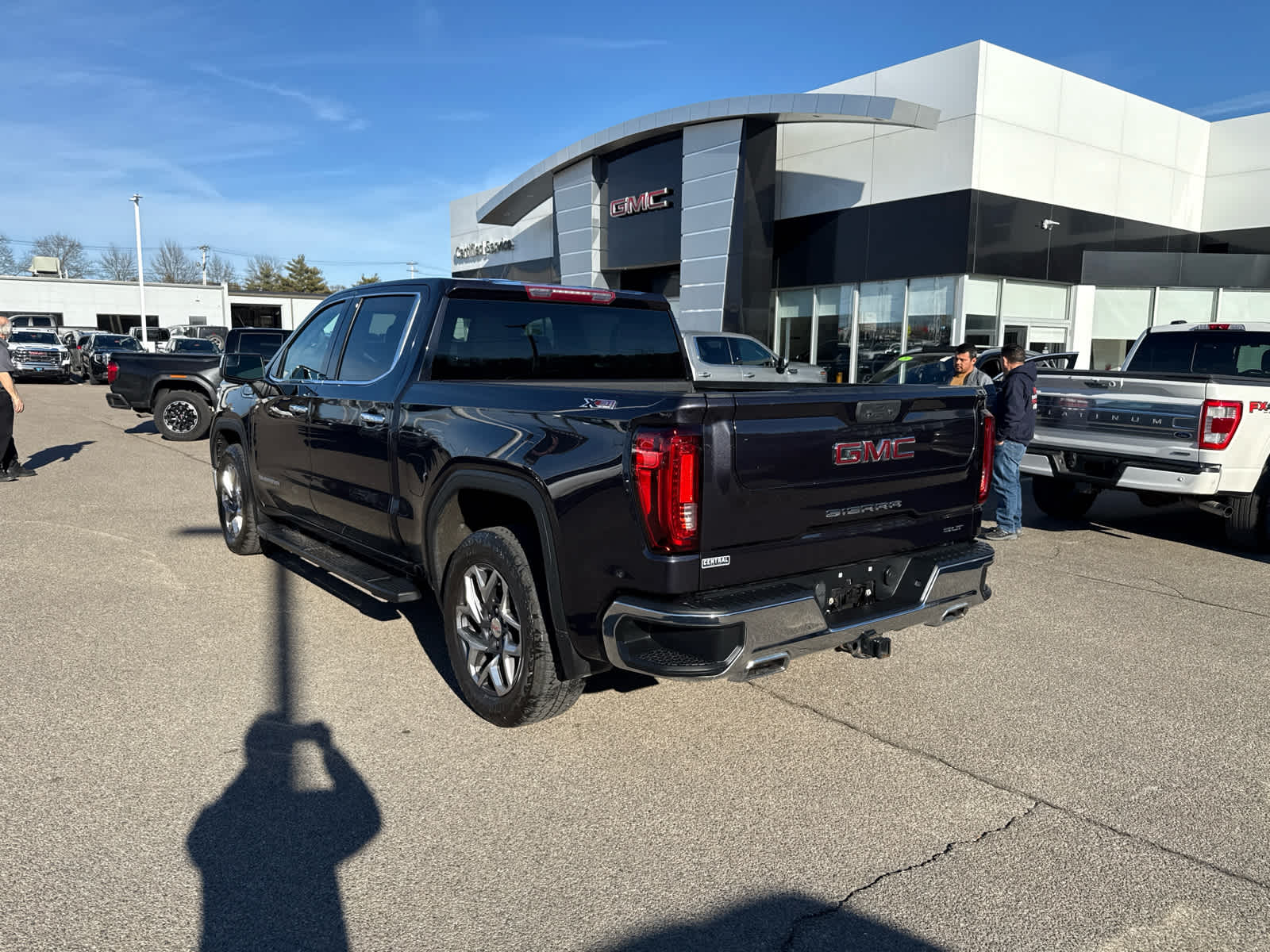 View vehicle photo 3