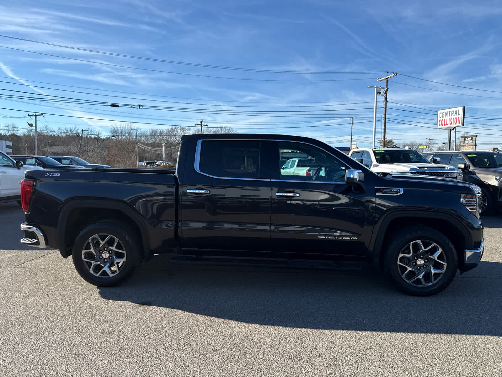 View vehicle photo 6