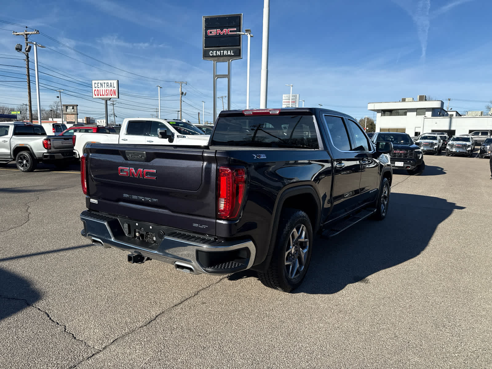 View vehicle photo 5