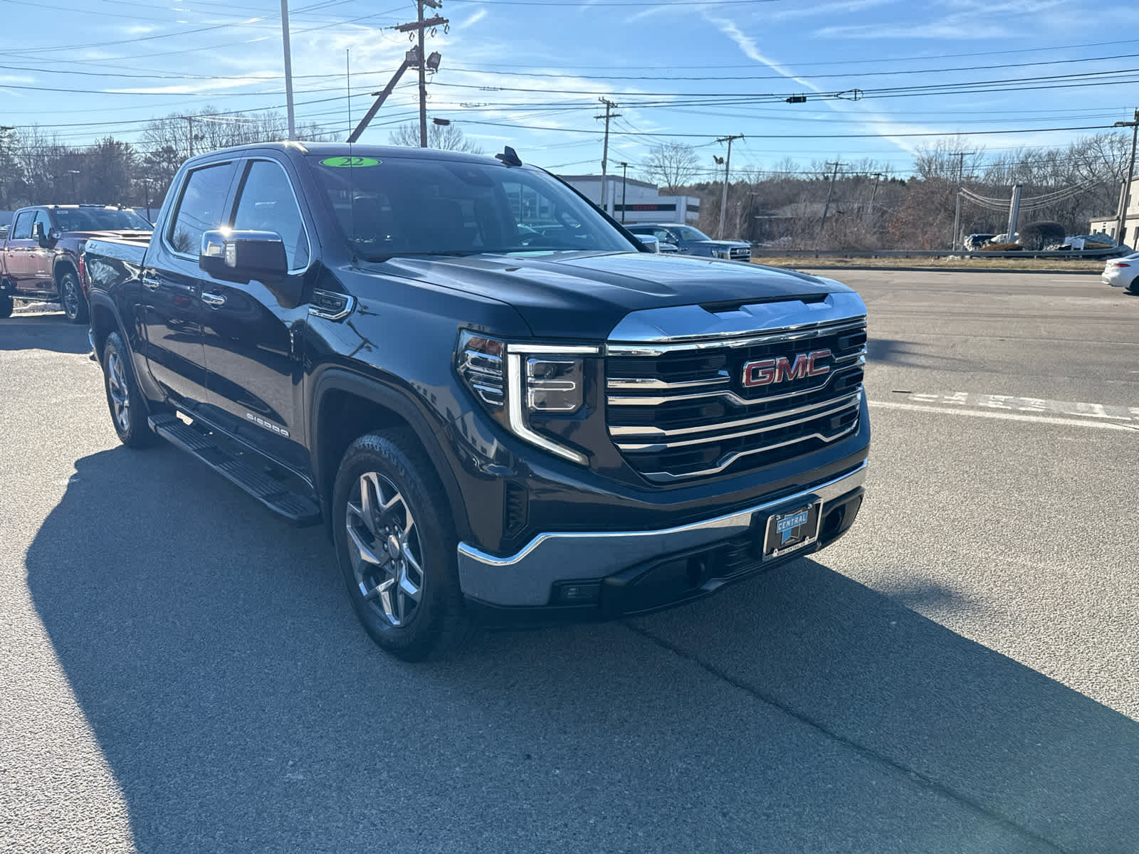 View vehicle photo 7