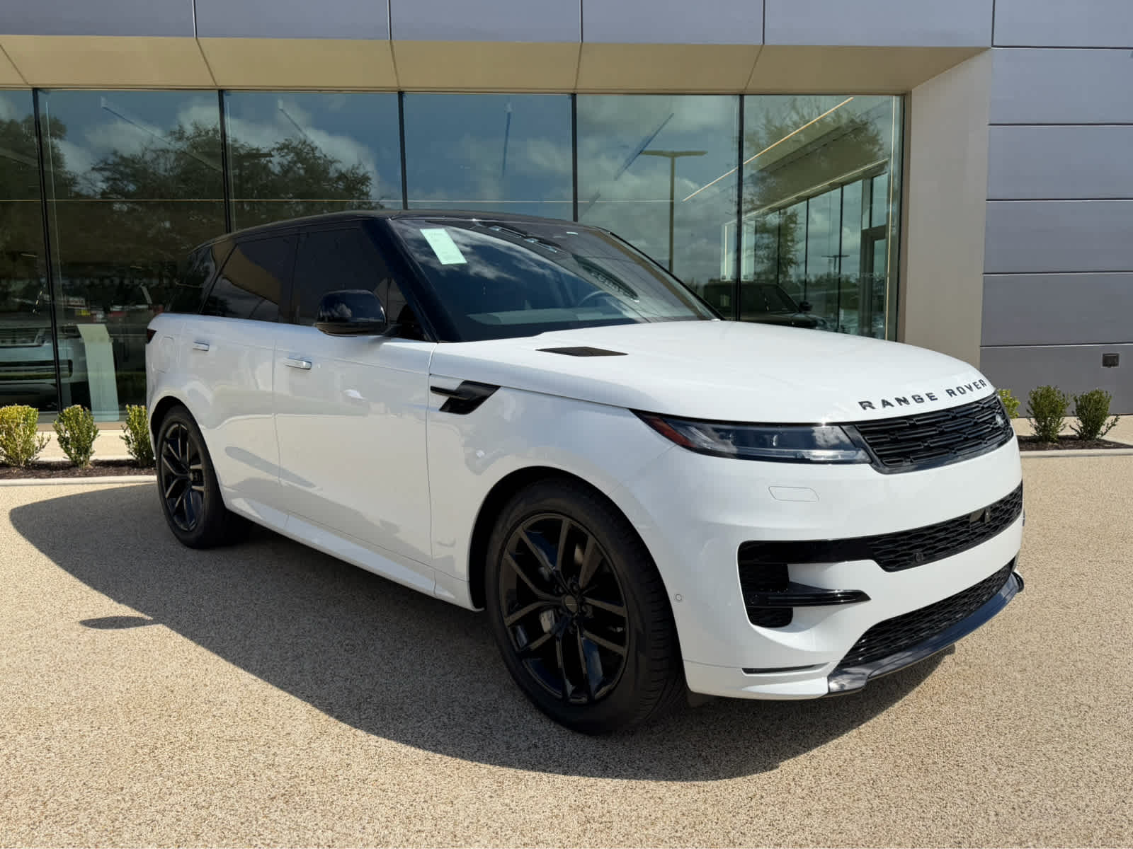 2026 Land Rover Range Rover Sport Dynamic SE