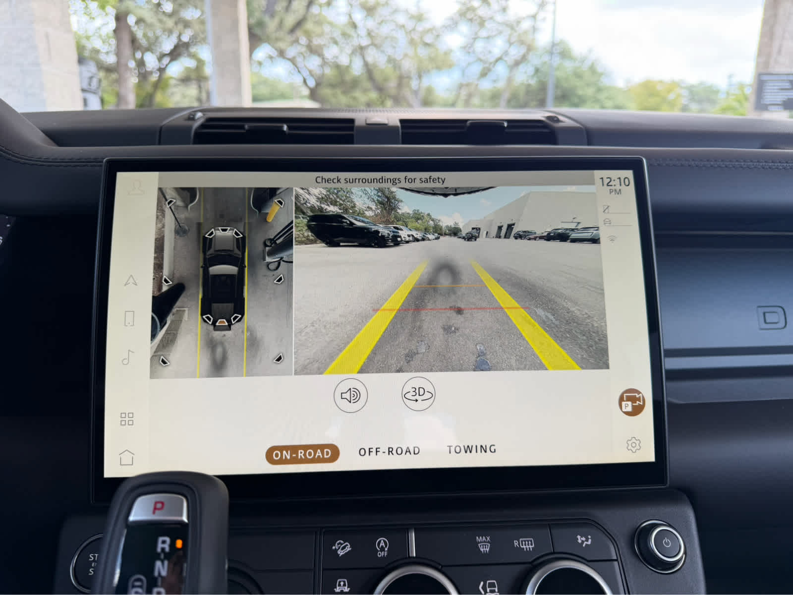 New 2026 CARPATHIAN GREY Land Rover S image 17