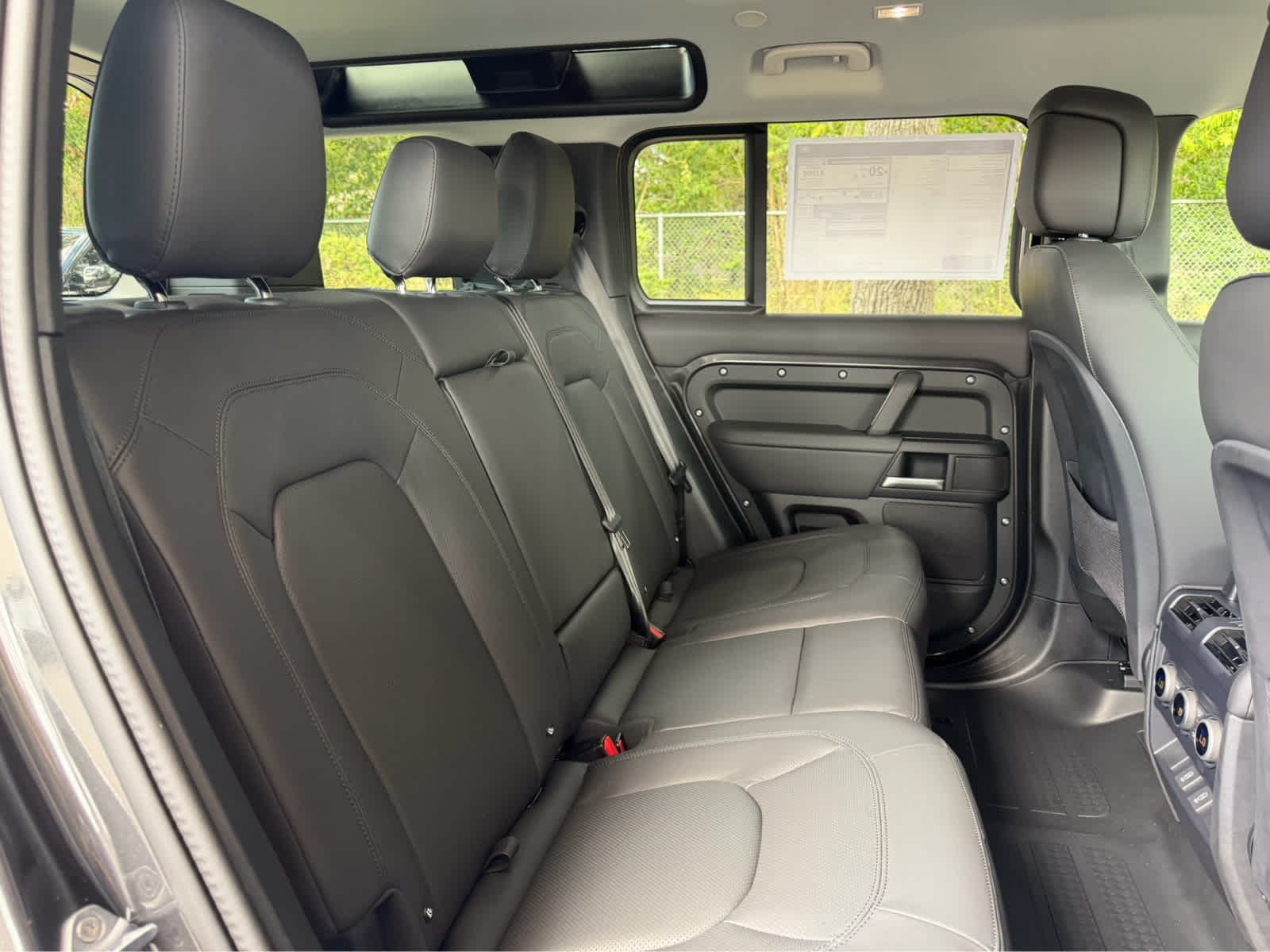 New 2026 CARPATHIAN GREY Land Rover S image 14