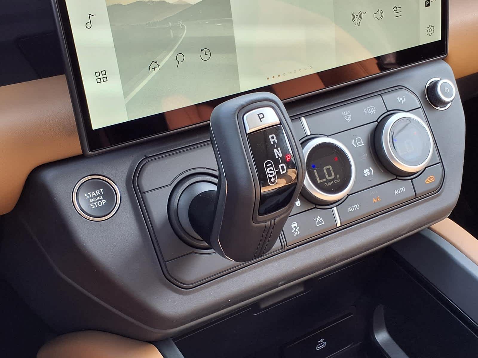 New 2026 WOOLSTONE GREEN Land Rover S image 15