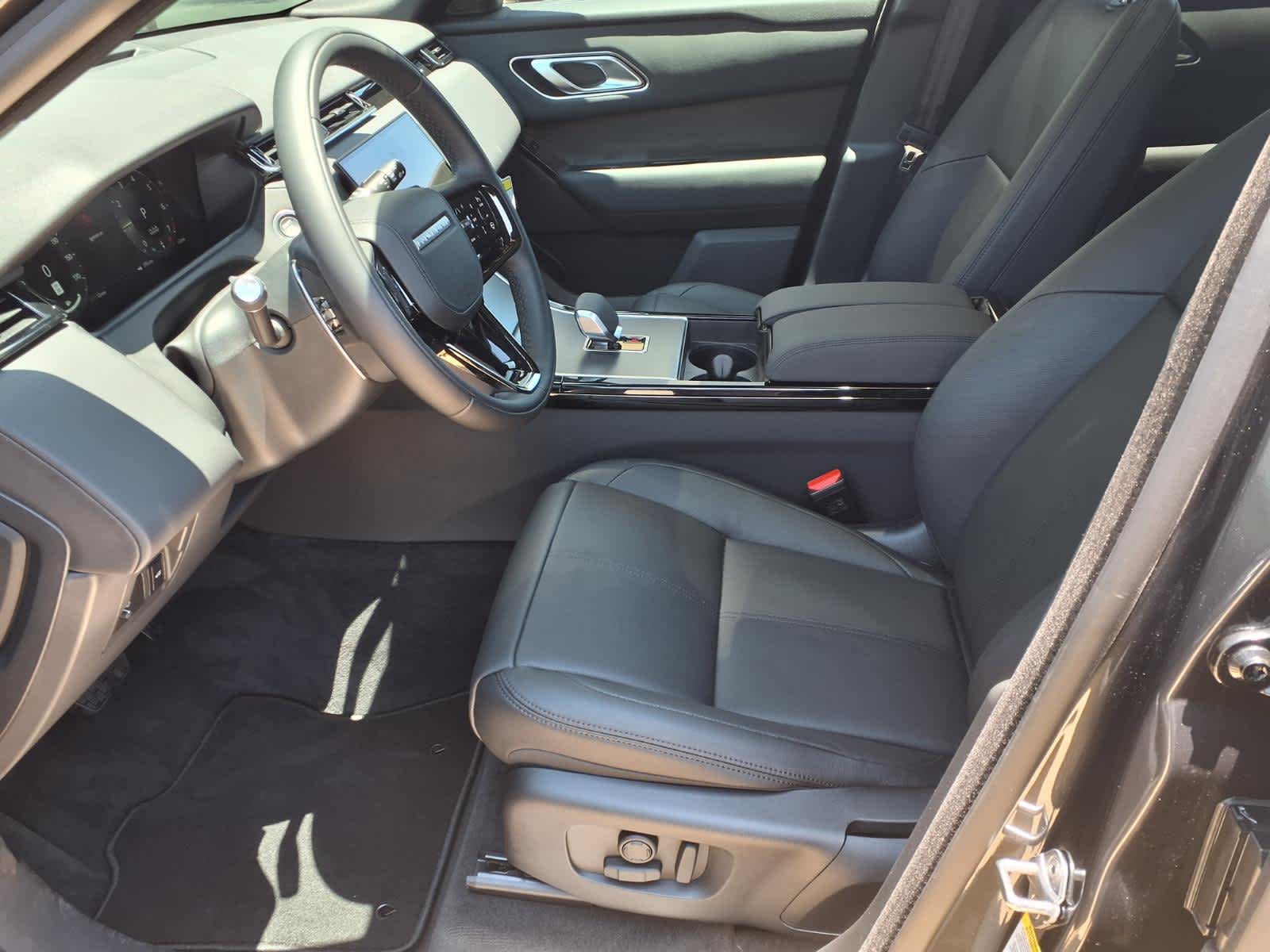 New 2026 CARPATHIAN GREY Land Rover S image 11