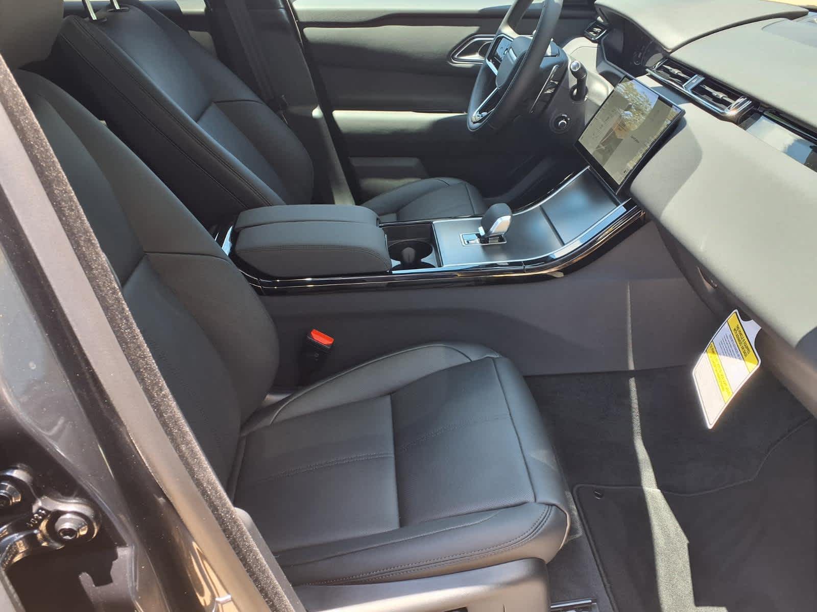 New 2026 CARPATHIAN GREY Land Rover S image 10