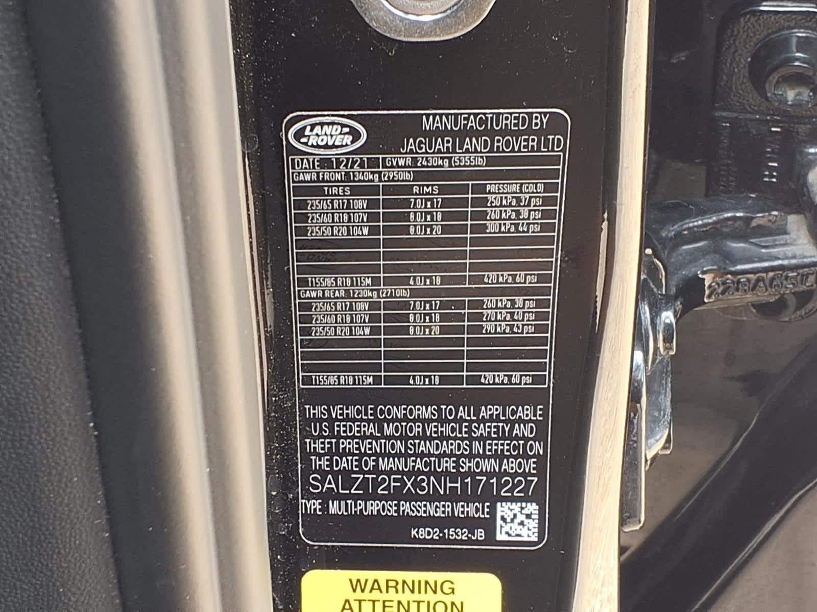 View vehicle photo 4