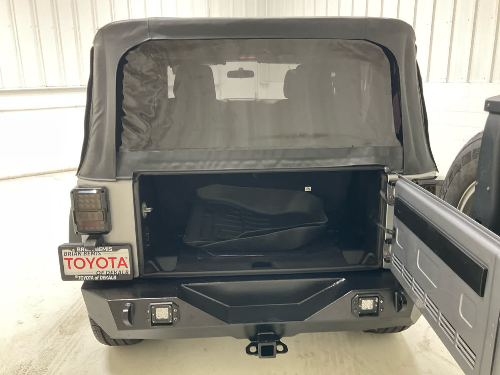 Used 2015 Jeep Wrangler SUV