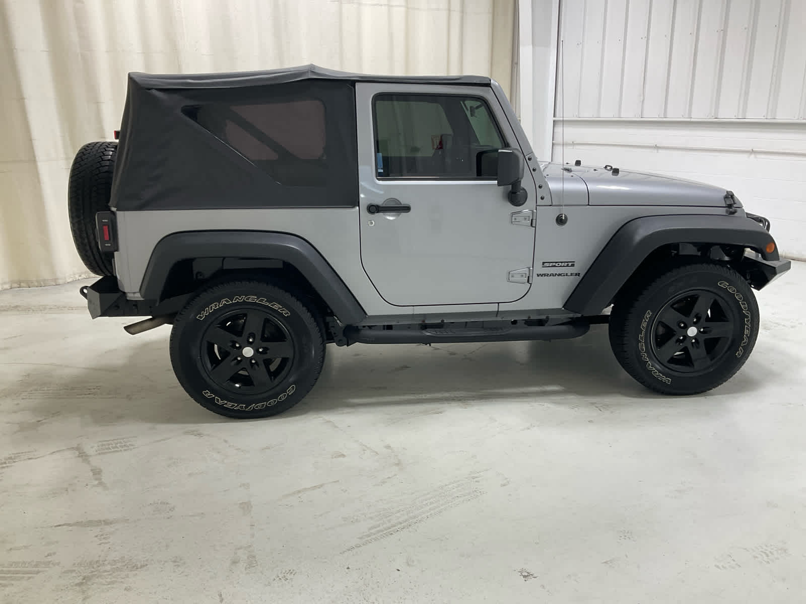 Used 2015 Jeep Wrangler SUV