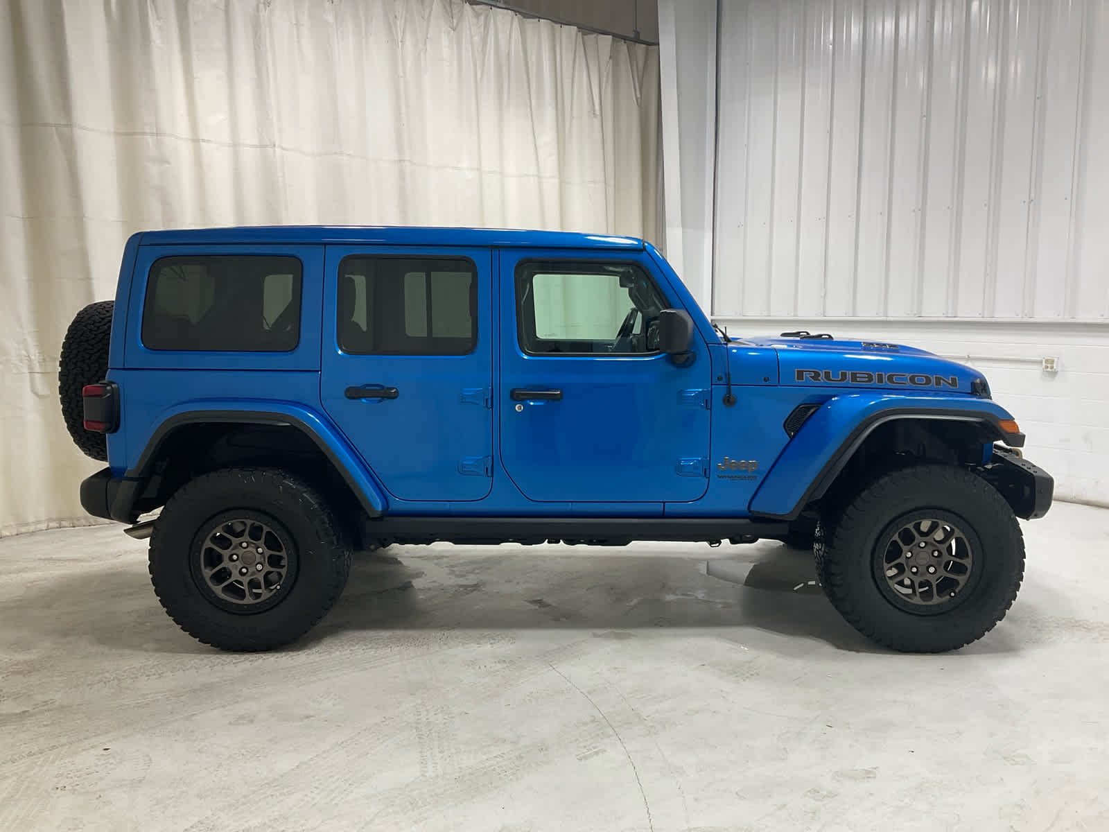 Used 2021 Jeep Wrangler SUV
