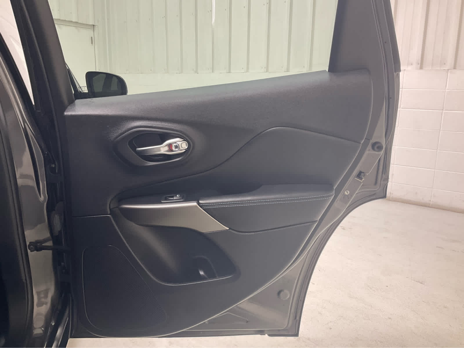 Used 2021 Jeep Cherokee SUV