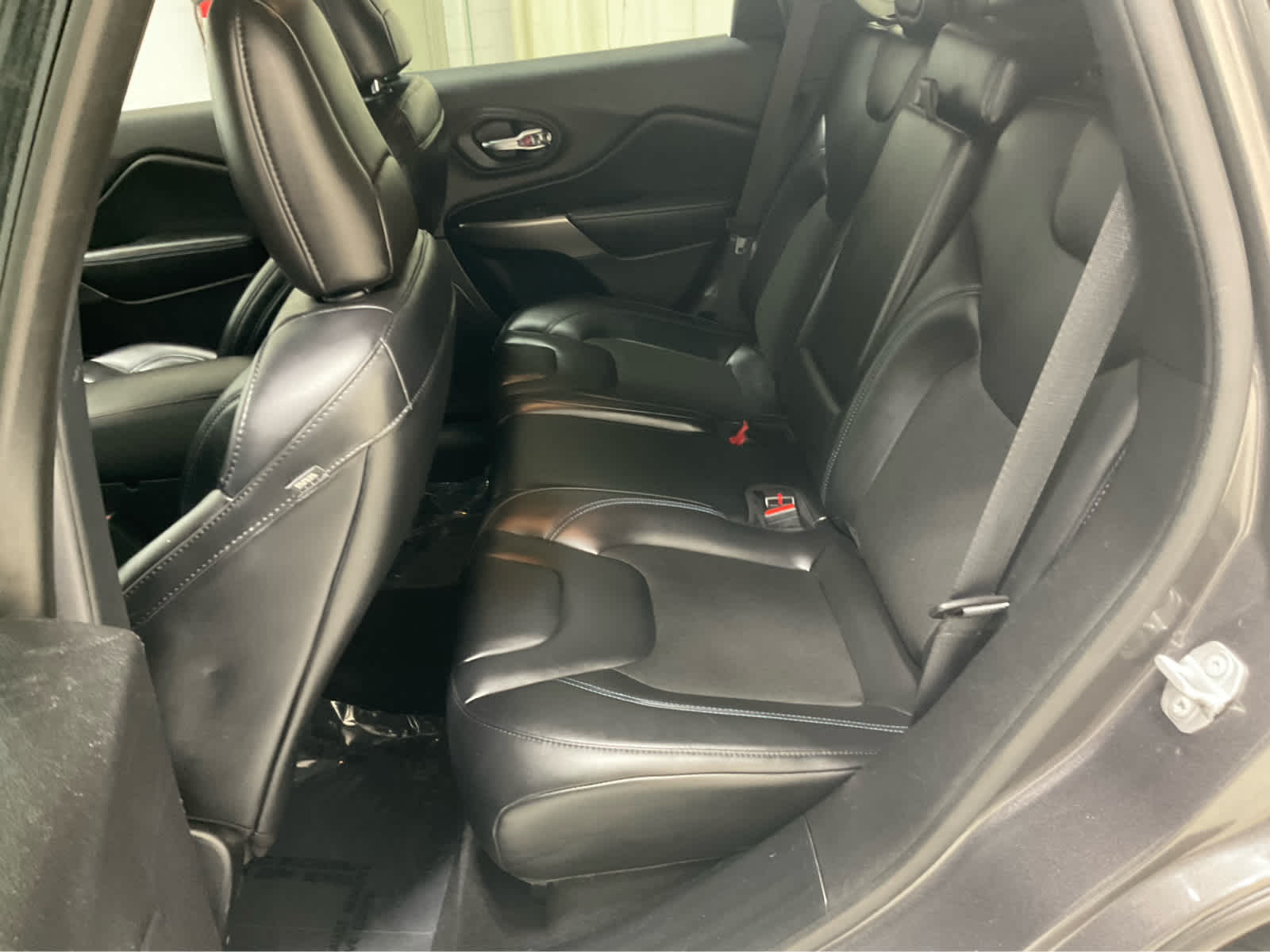 Used 2021 Jeep Cherokee SUV