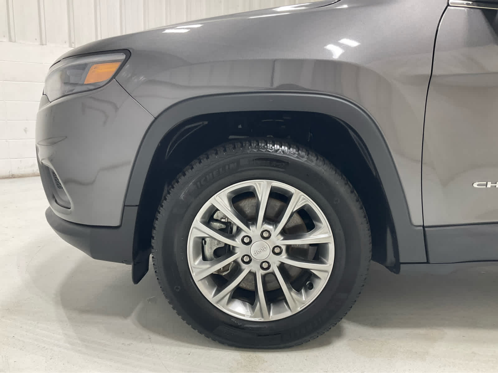 Used 2021 Jeep Cherokee SUV