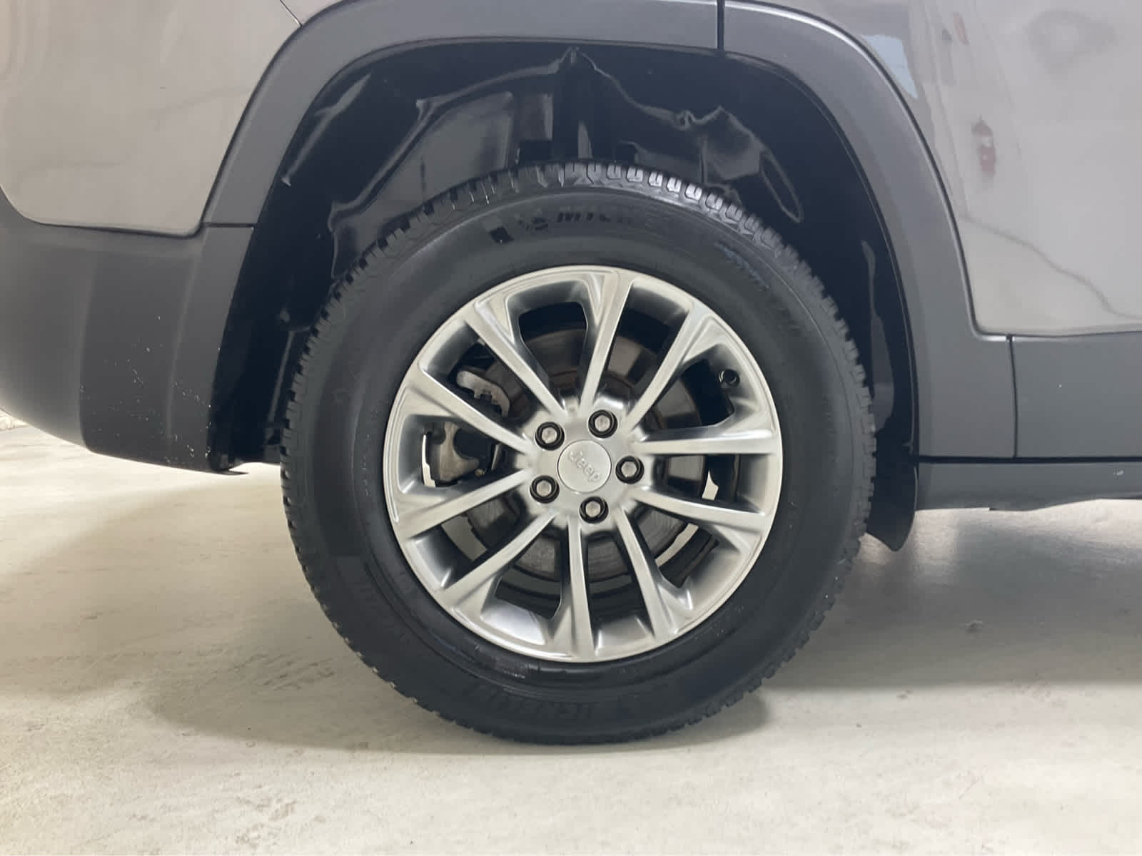 Used 2021 Jeep Cherokee SUV