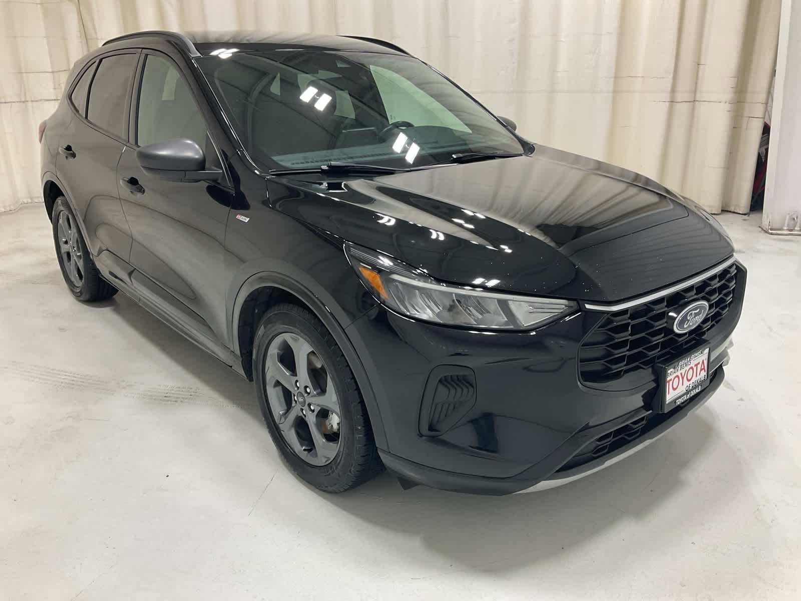 Used 2023 Ford Escape SUV