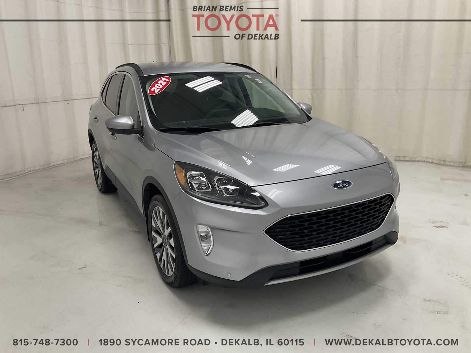 2021 Ford Escape Titanium's photo