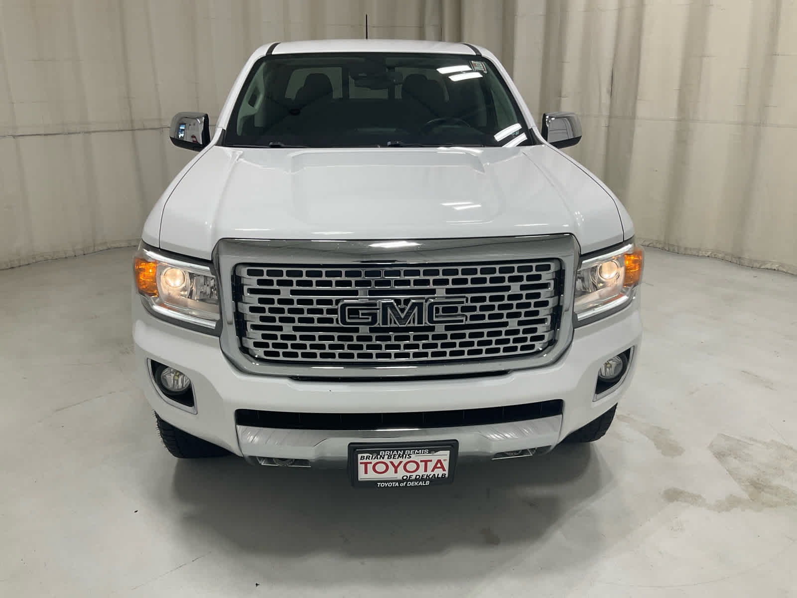 Used 2018 GMC Canyon Denali with VIN 1GTG6EEN9J1107512 for sale in DeKalb, IL