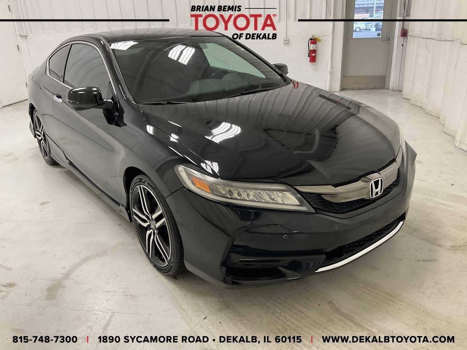 2017 Honda Accord Touring's photo