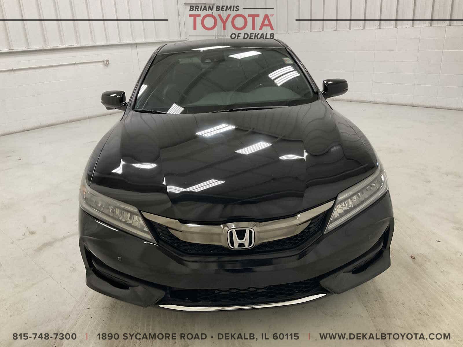 2017 Honda Accord Touring's photo