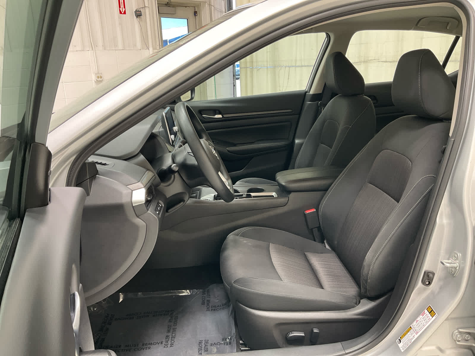 Used 2025 Nissan Altima Sedan