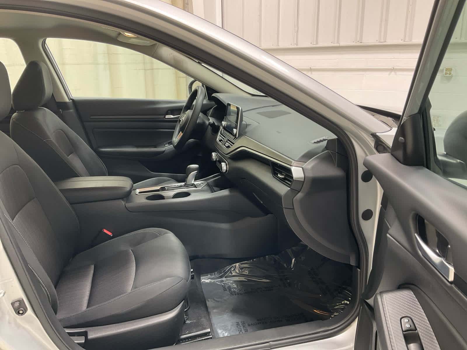 Used 2025 Nissan Altima Sedan
