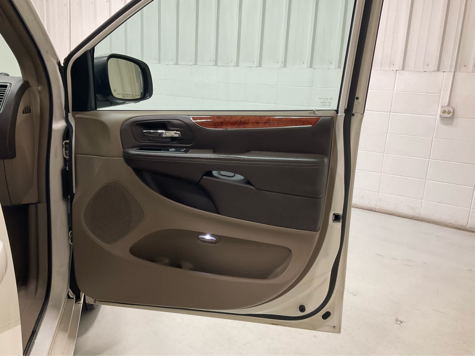 Used 2013 Chrysler Town & Country Van