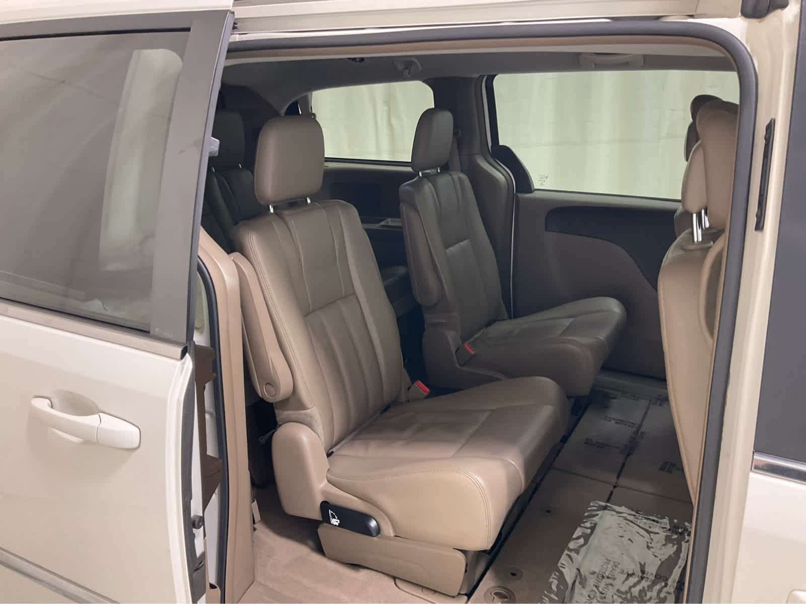 Used 2013 Chrysler Town & Country Van