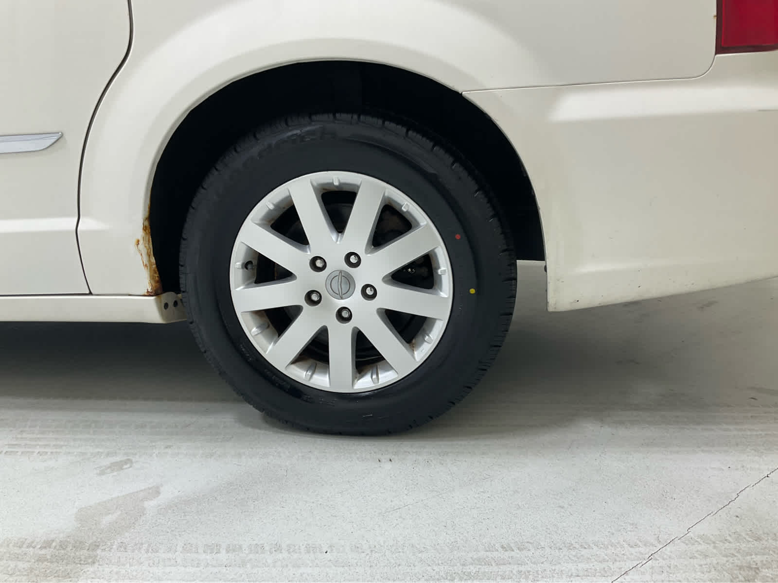 Used 2013 Chrysler Town & Country Van