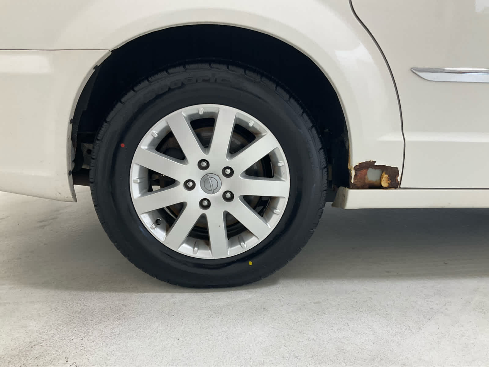 Used 2013 Chrysler Town & Country Van