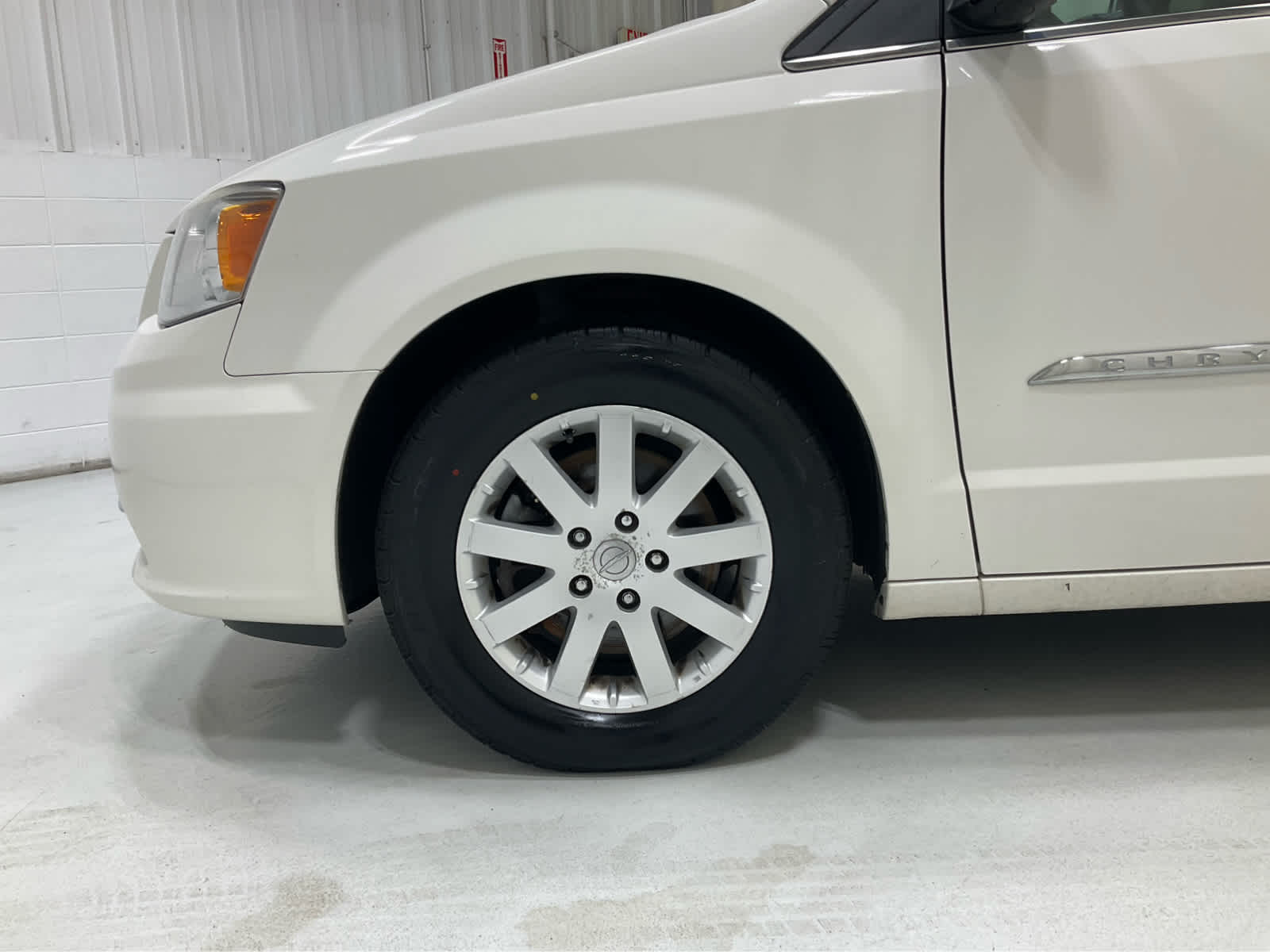 Used 2013 Chrysler Town & Country Van