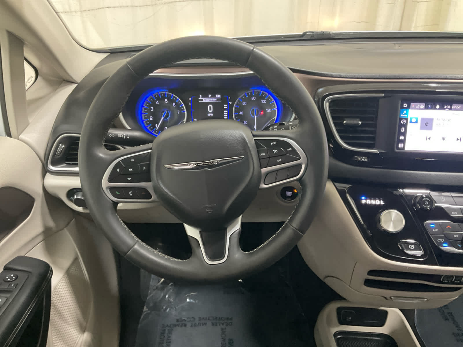 Used 2023 Chrysler Voyager Van